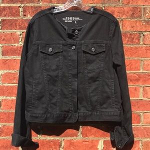 GAP Raw Collar Black Cropped Denim Jacket